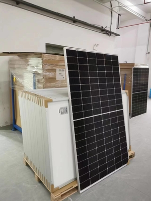 kopen IP67 waterdicht Zonne-energiecomités Half Cel Monozonnepaneel 460W online manufacture