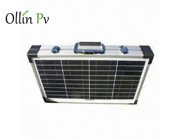 De witte Blad Vouwbare Draagbare Zonnepanelen maken IP67 met Slot en Handvat waterdicht